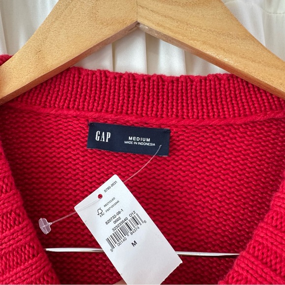 GAP 100% Cotton Oversized Sweater Red Fisherman Comfy Cozy NEW Sz M - Picture 6 of 7